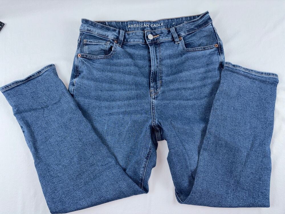 American Eagle Stretch Mom Jeans Size 14